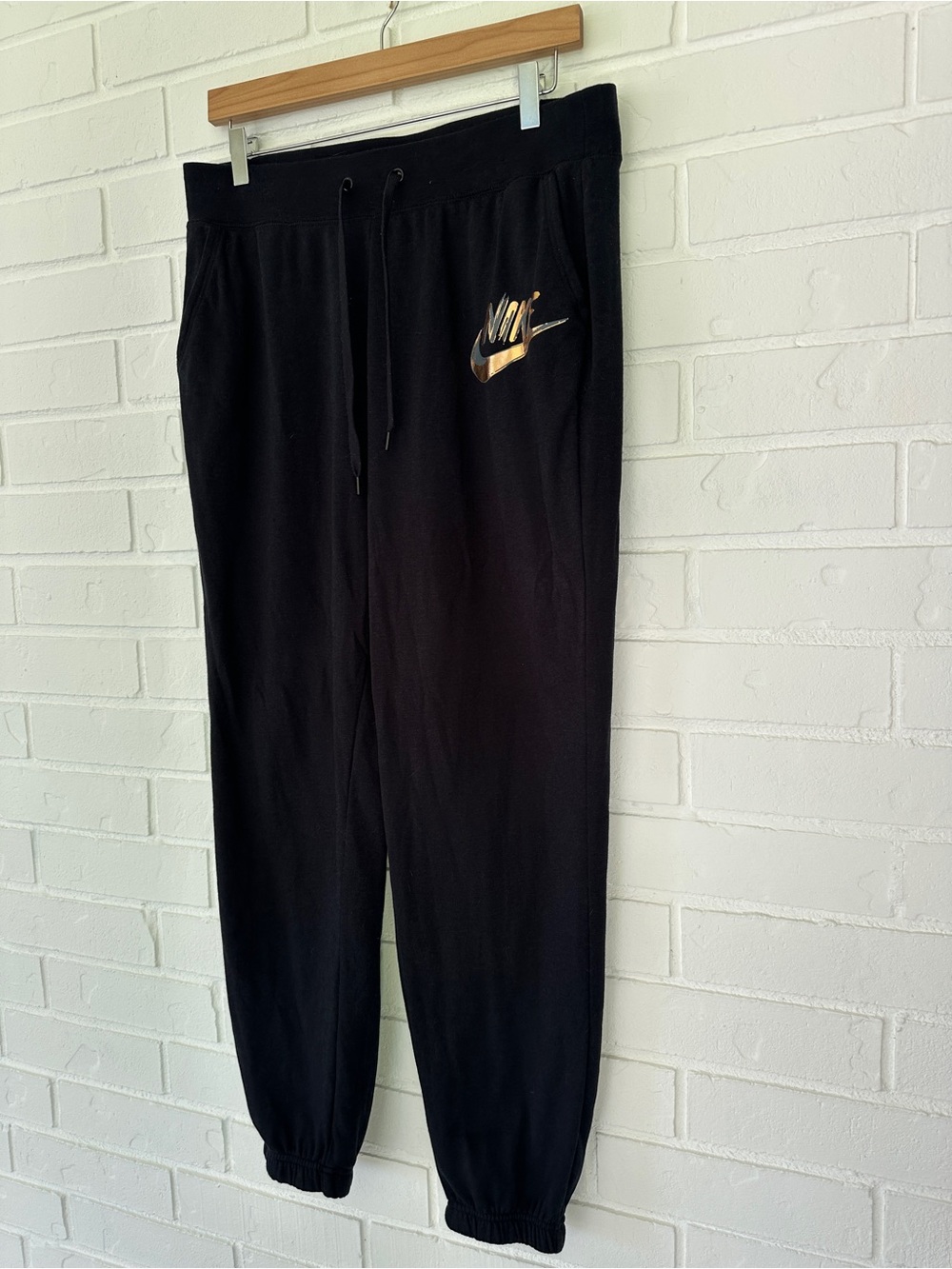 Nike women's black joggers Large - Picture 2 of 13